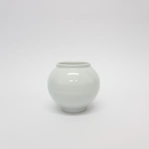 Korean Baekja White Ceramic Moon Jar, H 3.5&quot;