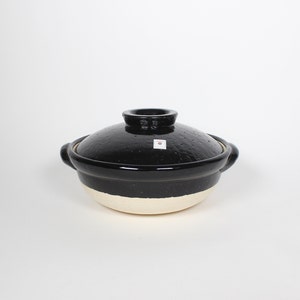 Japanese Iga-yaki Donabe Cooking Pot, Black image 4