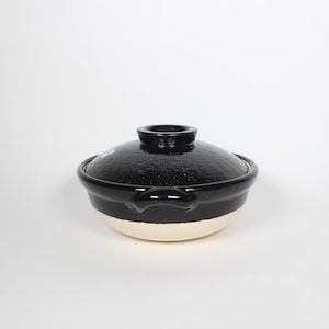 Japanese Iga-yaki Donabe Cooking Pot, Black image 3