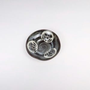 Japanese Mino-yaki Ceramic Plate, Abstract Brushwork, Black