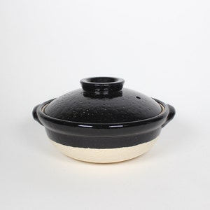 Japanese Iga-yaki Donabe Cooking Pot, Black image 1
