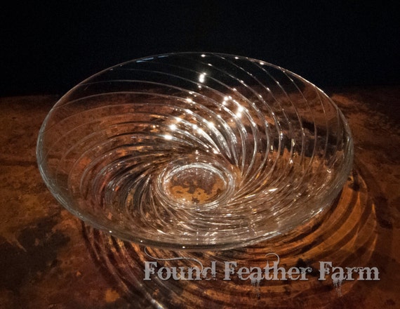 Stunning Vintage Reidel Lead Crystal Swirl Bowl