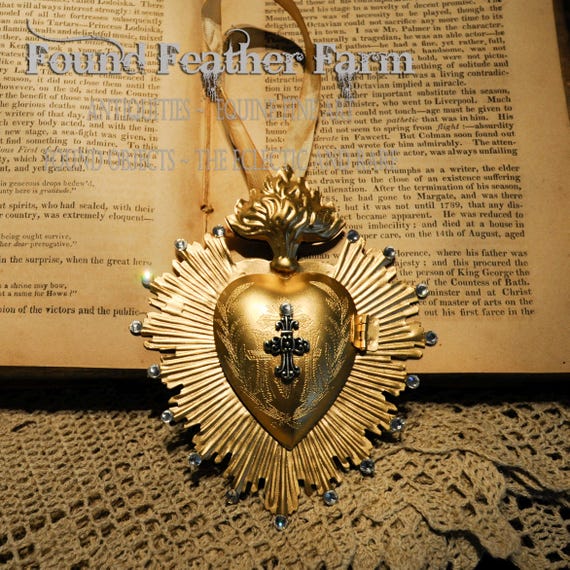 Bright Gold Sacred ExVoto Heart Locket Ornament