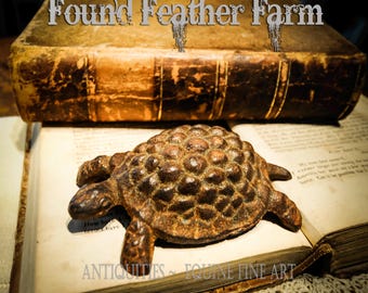 Rusted Antique Iron Turtle Paperweight