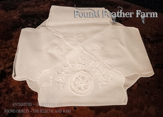 White Cutwork Embroidered Princess Grace Lace Bun Warmer