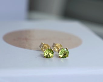 4mm Peridot Studs in Gold Filled Settings - Peridot Stud Earrings - August Birthday - Gift For Her - Peridot Birthstone - Green Studs
