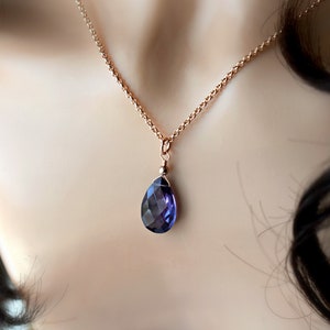 Alexandrit Teardrop Halskette - Alexandrit Solitaire Teardrop - Juni Geburtsstein - Alexandrit Rose Gold