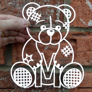 Ours en peluche lettre M papier découpé svg/dxf/eps/fichiers et modèles imprimables pdf/png pour la découpe à la main. Télécharger. Utilisation commerciale ok.