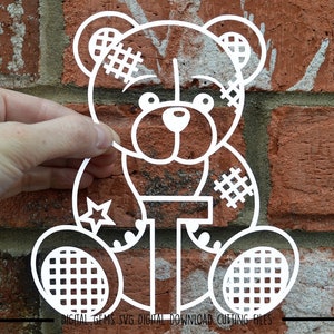 Ours en peluche lettre T, papier découpé svg/dxf/eps/fichiers et modèles imprimables pdf/png pour la découpe à la main. Télécharger. Utilisation commerciale ok.