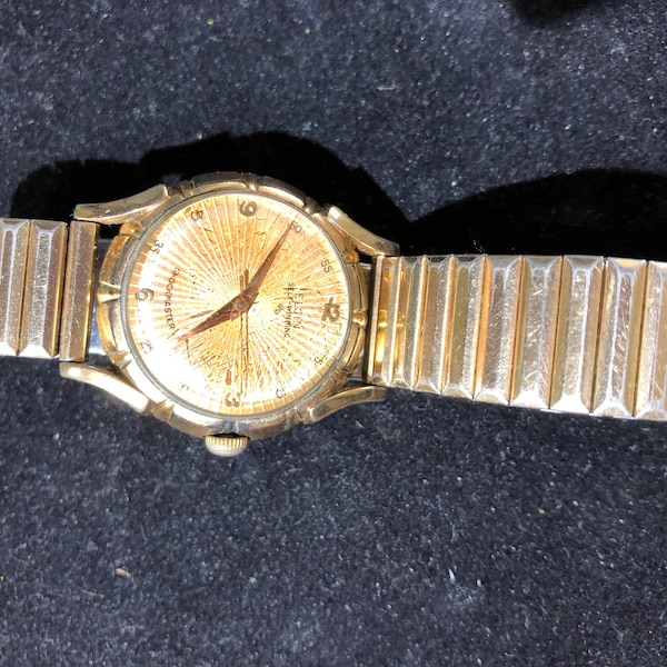 Elgin  “SunRays" Shockmaster Fancy Case Gold Filled Men's Self Winding watch Rare! Runs