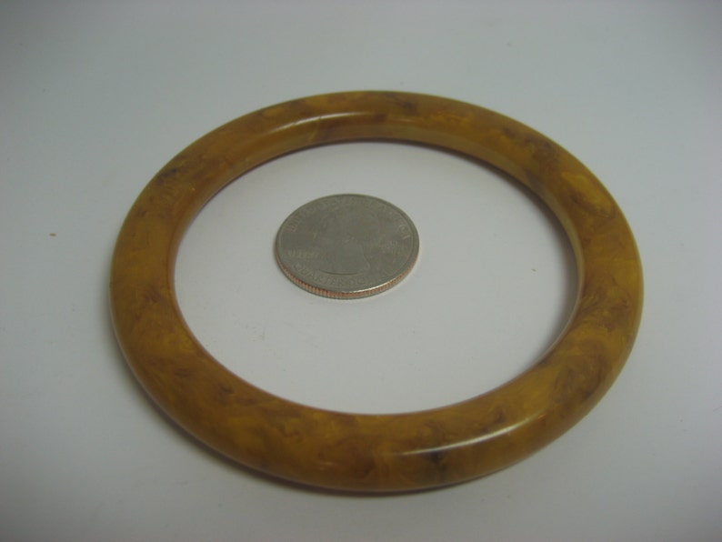 Antique Vintage Bakelite Butterscotch Amber chunky bangle bracelet image 5