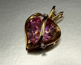 Pendentif en or massif 10 carats