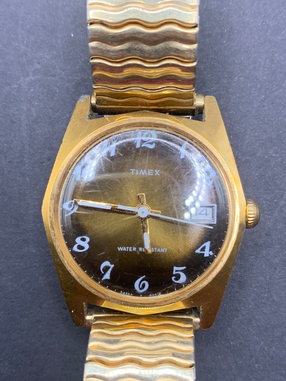 Manual wind Timex Watch Gem