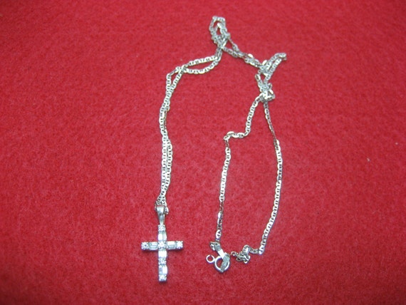 Extraordinary 14K white gold and diamonds cross w… - image 3