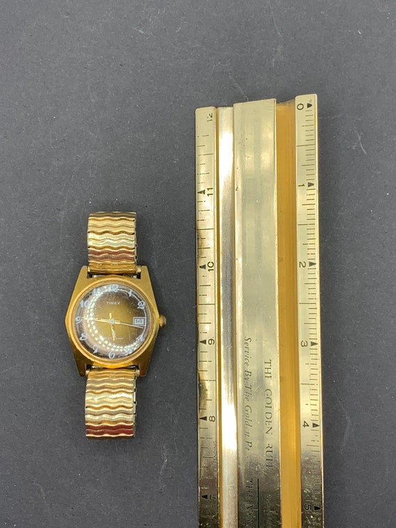 Manual wind Timex Watch Gem