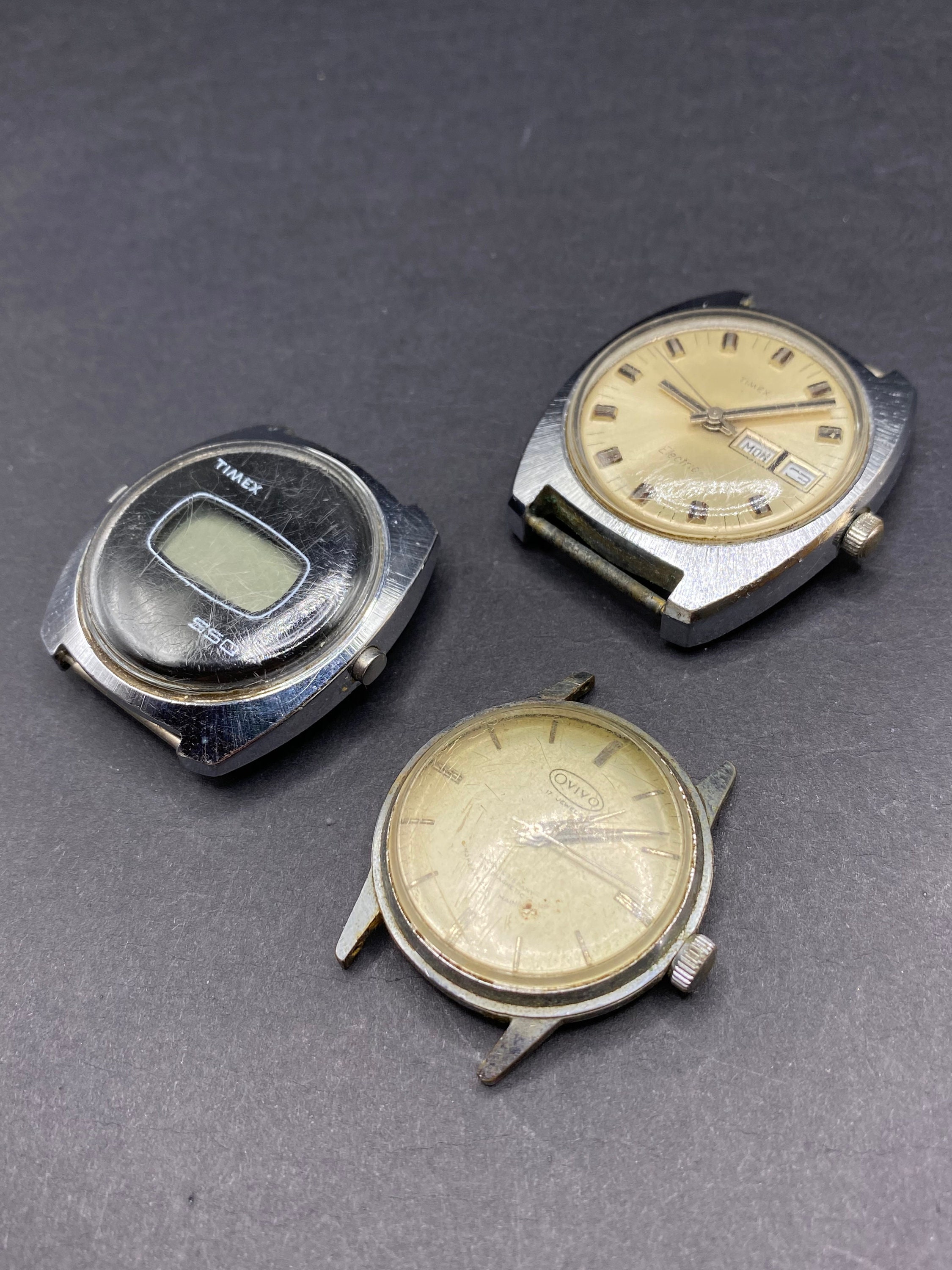 2Relojes Timex y reloj Ovivo