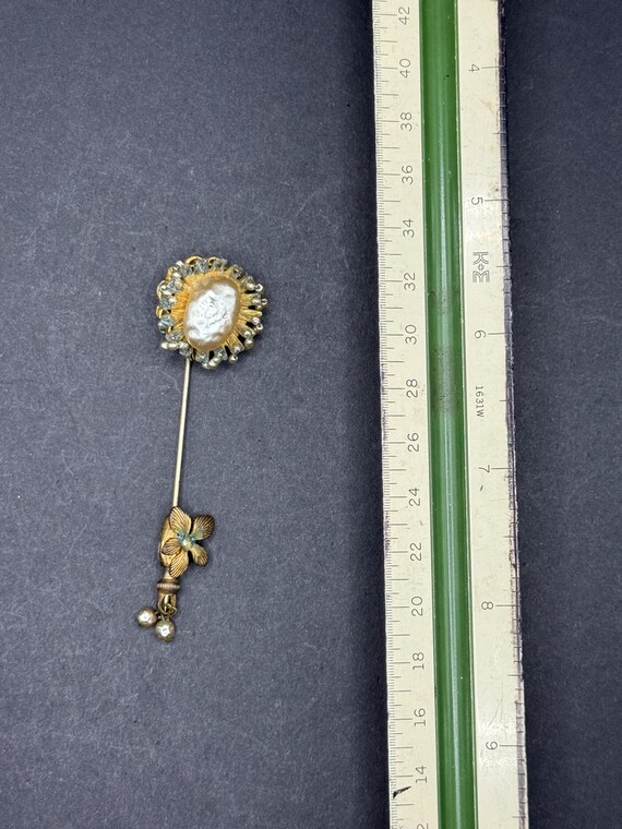 Miriam Haskell Brooch - image 5