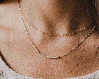 Small curve necklace; curve necklace; angle necklace; friendship necklace; gifts for her; bridesmaid gift; dainty jewelry; simple necklace