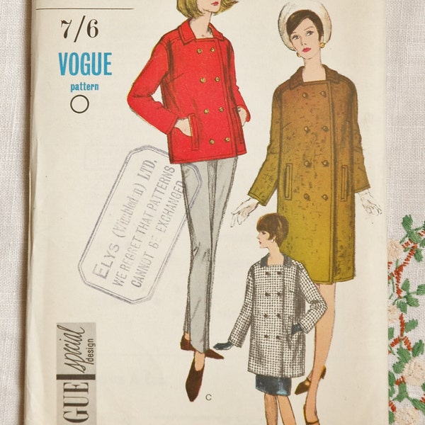 REDUCED Vintage coat pattern, Vogue 6616, coat, jacket pattern 1965, size bust 34 Inches, unused and in factory folds