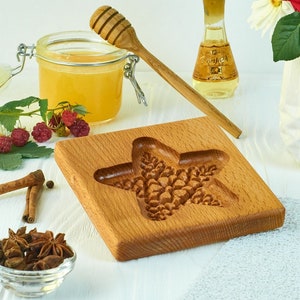 Gingerbread mold pattern carved. Star. Wooden cookie cutter. Baking Springerle stamp