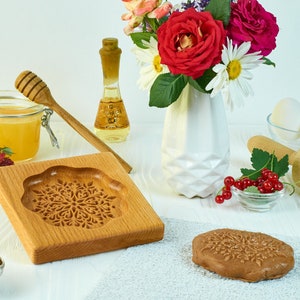 Gingerbread mold pattern carved. Pattern # 7 Snow pattern. Wooden cookie cutter. Baking Springerle stamp
