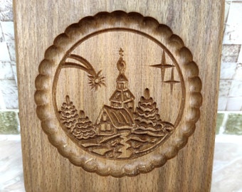 Gingerbread mold pattern carved. Falling star. Wooden cookie cutter. Baking Springerle stamp