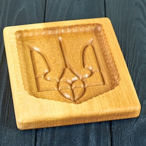 Lebkuchenform Wappen der Ukraine 1. Ausstechform aus Holz. Backen Springerle Stempel