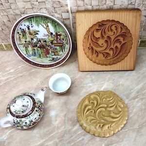 Gingerbread mold pattern carved. Pattern # 6 Curls. Wooden cookie cutter. Baking Springerle stamp