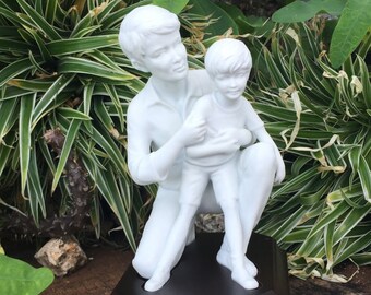 KAISER FATHER & SON Limited Edition White Bisque Figurine with Wood Base Family Figure Model Statuette Statue Germany *Free S/H