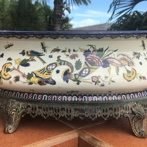 HUGE! Faience Corne d&#39;abondance Cornucopia Ormolu Bronze Mounted Jardiniere Bird 花王 Kaou Pioen Peony Bloempot Faïencerie Gien Loire France