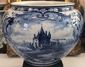 デルフトブルー ジンジャー；ロイヤルスフィンクスのフ−ドック壷、花柄の壷 デルフトブルーの花柄陶器プランター：ロイヤルスフィンクス オランダ