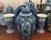 HUGE Old Delft Ginger Jar Vase Large 20 quot Chinois Delfts Blauw 花王 Kaou Pioen Peony Deksel Vaas Urn Lion Finial Jug Maastricht Petrus Regout