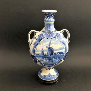 Royal Delft 1963 MOON VASE Delfts Blauw Boerderijen en Molens Vaas Windmill Pitcher 花王 Kaou Pioen Peony Urn Ewer de Porceleyne Fles