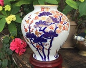 Koransha Large Vase Imari Kakiemon Style Vaas Four Seasons 菊 Chrysanthemum 花王 Peony 桜花 Cherry 梅 Plum 松 Pine Jar Porcelain Urn Japan Free SH