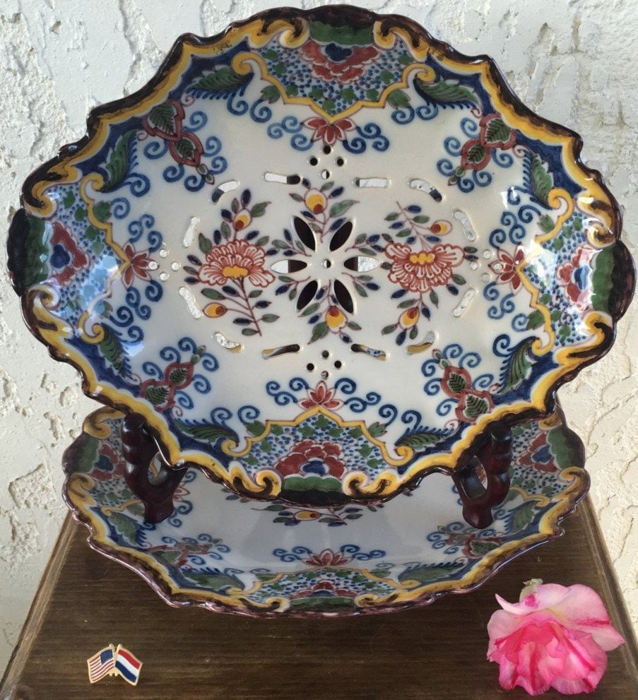 Makkum Tichelaar Four Vase Garniture Delft Polychrome 仏桑花 Red