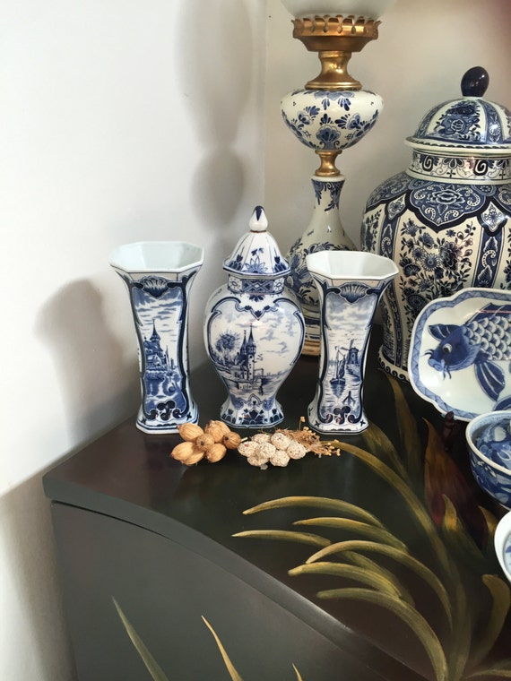 ademen Uitbeelding Springen Royal Mosa Delft Garniture Vases Delfts Blauw Deksel Vaas - Etsy Denmark