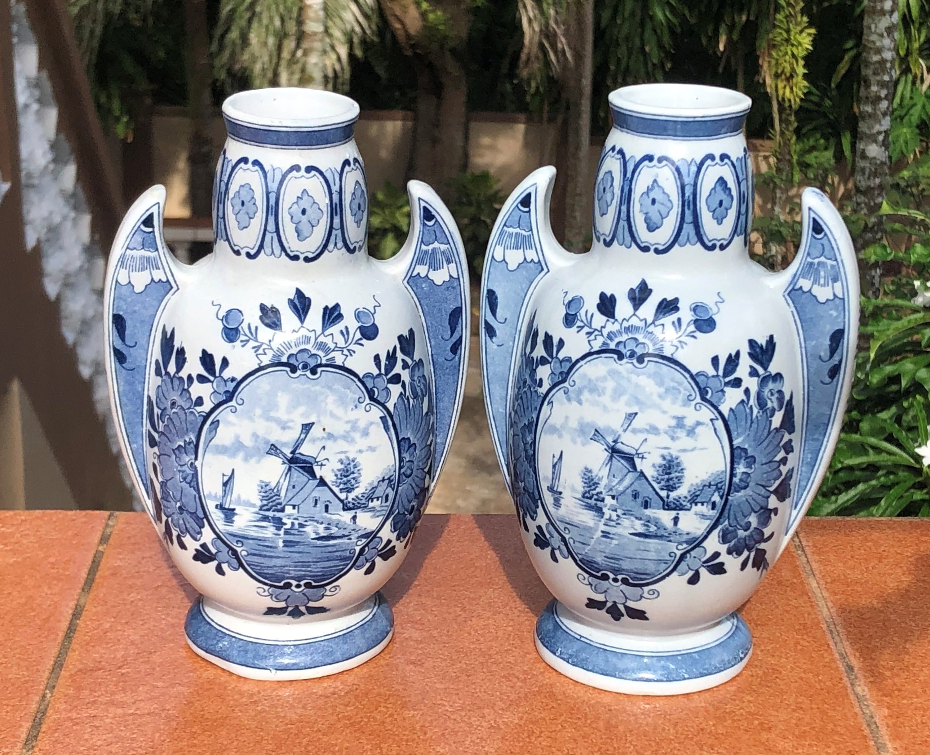 heerser importeren regel Two Delft Art Deco Vases Pair Delfts Blauw Molen Vazen 花王 Kaou - Etsy