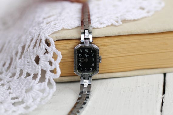 Women vintage watch Antique Luch Soviet watch Watches for women ussr watch Soviet ladies watch Mechanical Watch Silver tone watch