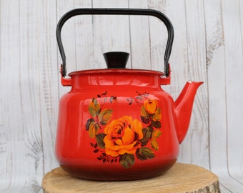 Selling a Soviet vintage teapot with red enamel. Has a floral ornament. A very beautiful teapot. Soviet teapot. Can be used as a flower pot.