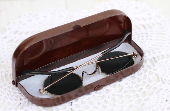 Retro Brown Eyeglasses Case for Eyeglasses Old Eyeglass  display picture 1