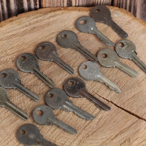 Llave esquelética soviética, llaves antiguas de pueblo, decoración de Steampank, llave antigua, llave esquelética, llave de pueblo, colección primitiva de decoración, llave, hierro oxidado antiguo