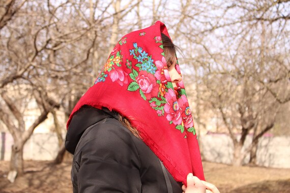 Ukrainian shawl Floral folk shawl Floral wool sha… - image 4
