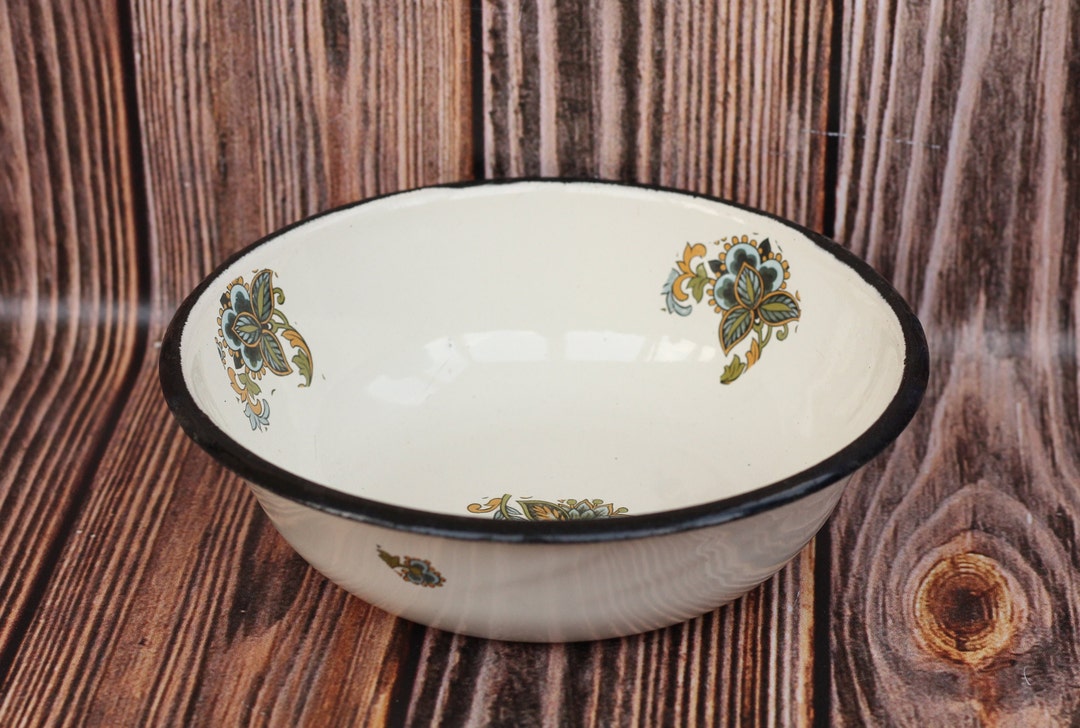 Vintage Enamel Metal Bowls Eamel Salad Bowl Enamel Mixing Etsy