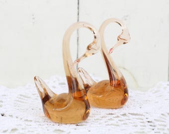 Vintage glass swans Old Glass figurine Pair of Brown swans Home decoration Collectible figurine Swan glass sculpture Glass Art Swan