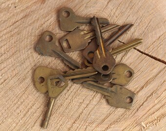 Vintage home decor Steampunk supply Old skeleton keys Old rusty keys Soviet key Primitive key Rusty antique keys Russian metal keys
