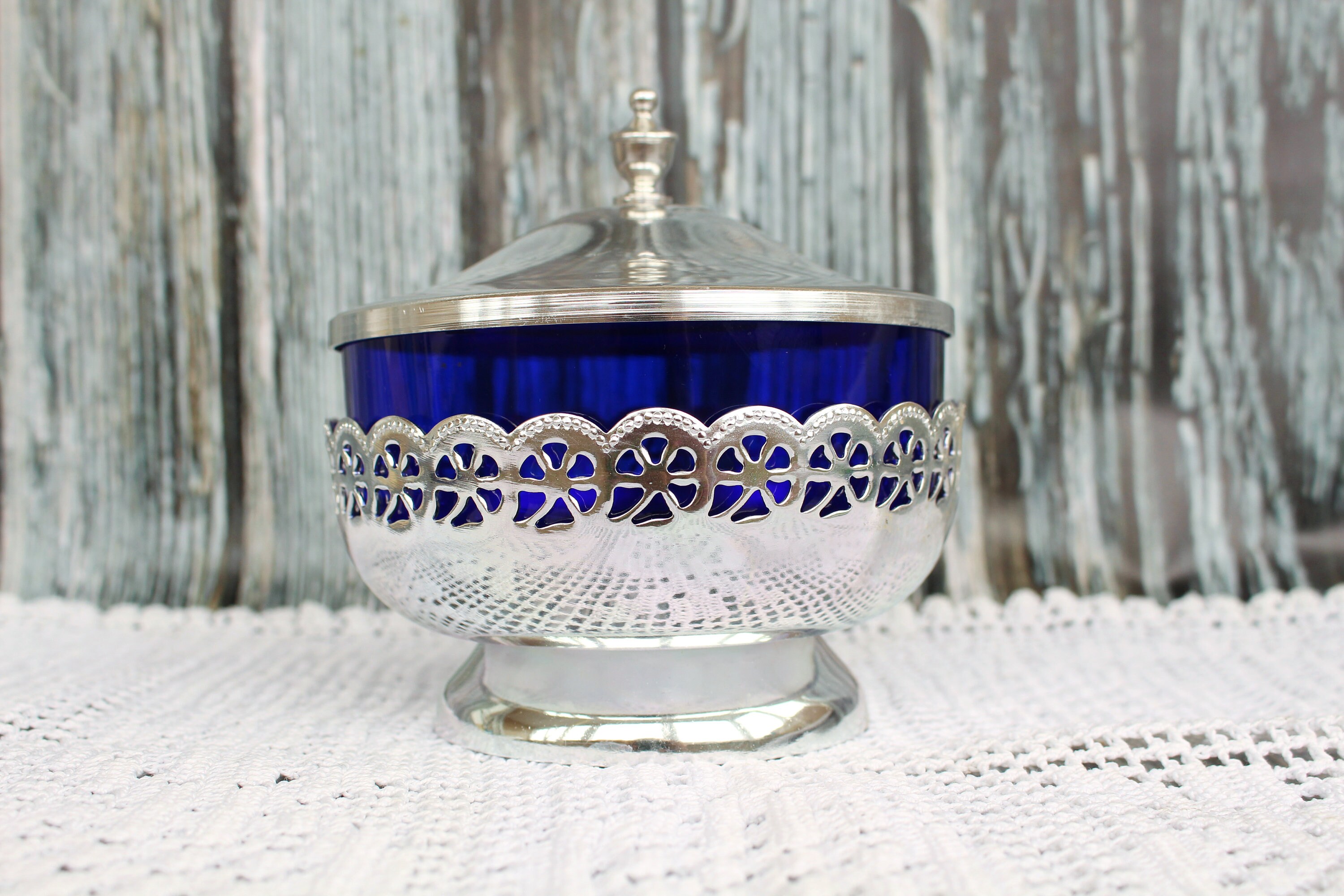 Zuckerdose Rarität Vintage Zuckerdose Glasschale Zuckerdose seltene japanische Haushaltsware Zuckerdose Retro russisches Glas Kobaltblau Zuckerdose Candy Bowl Zuckerdose