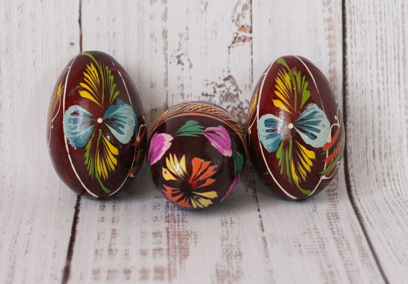 Vintage Easter eggs Ukrainian wood egg Ukrainian folk art Spring decor Easter egg ukraine Wood burning egg Easter table decor Hand painted16 image 2
