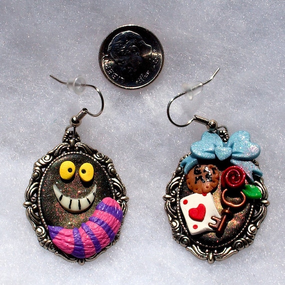 Cheshire cat earrings outlet