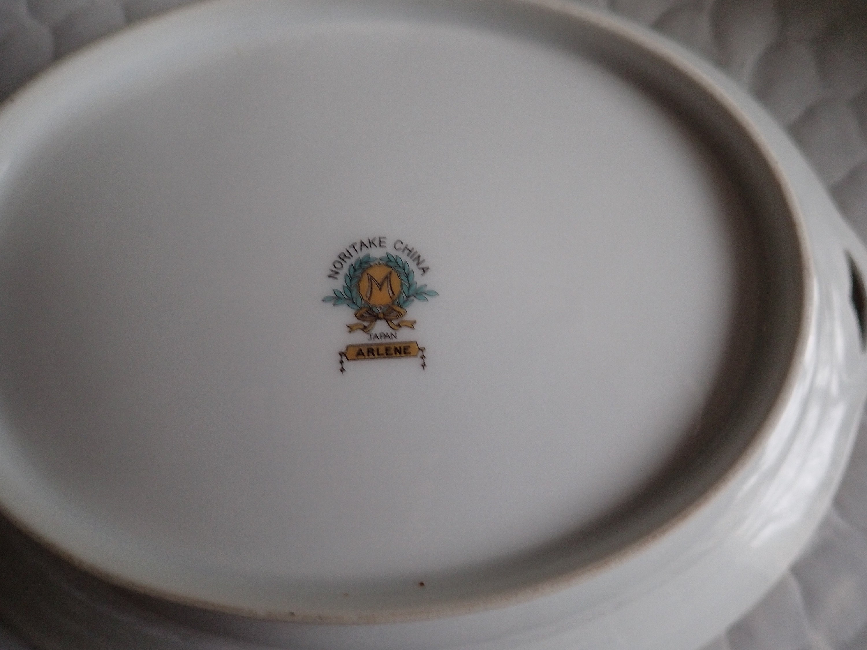 Noritake Arlene (older Version) Service for 12 (no Chips / Cracks