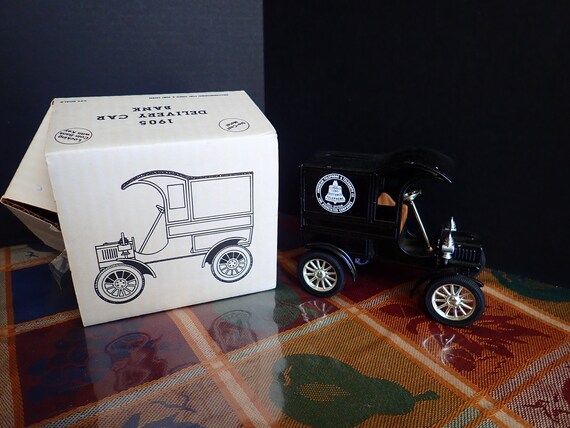 ertl 1905 delivery car bank
